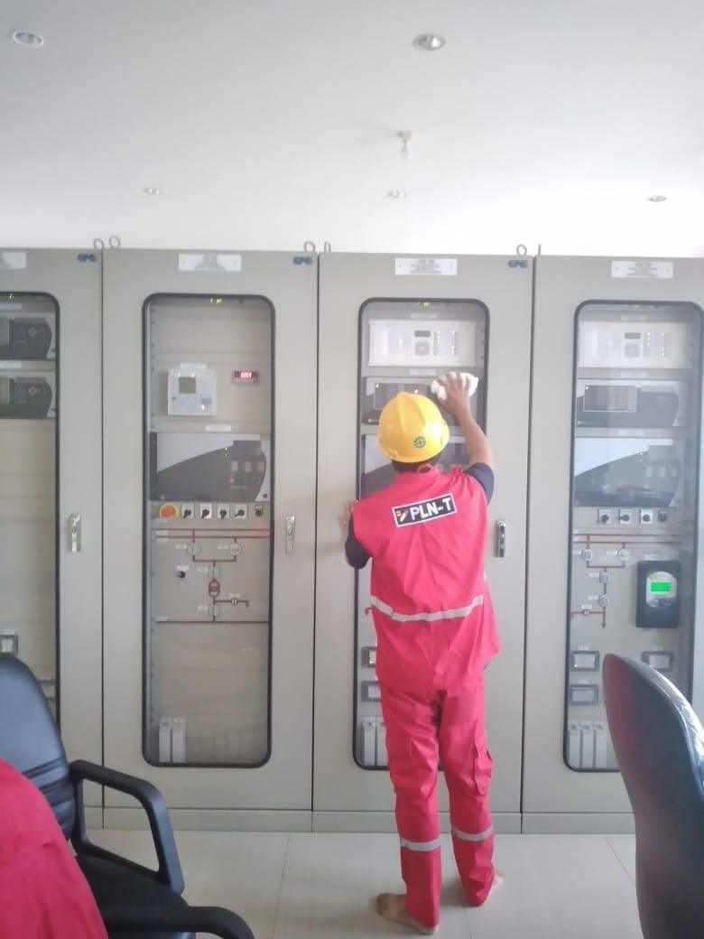 Jelang Ramadan, PLN Sampit Benahi Jaringan Listrik