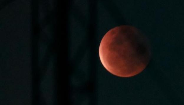 Gerhana Bulan Super Blood Moon, Waspadai Pasang Air Laut