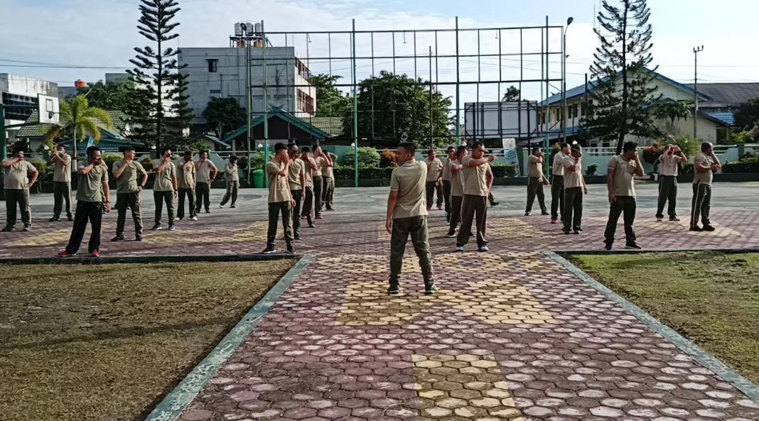 Olahraga Bersama Di Hari Jum’at Oleh Kodim 1015/Sampit Untuk Menjaga Kebugaran Fisik