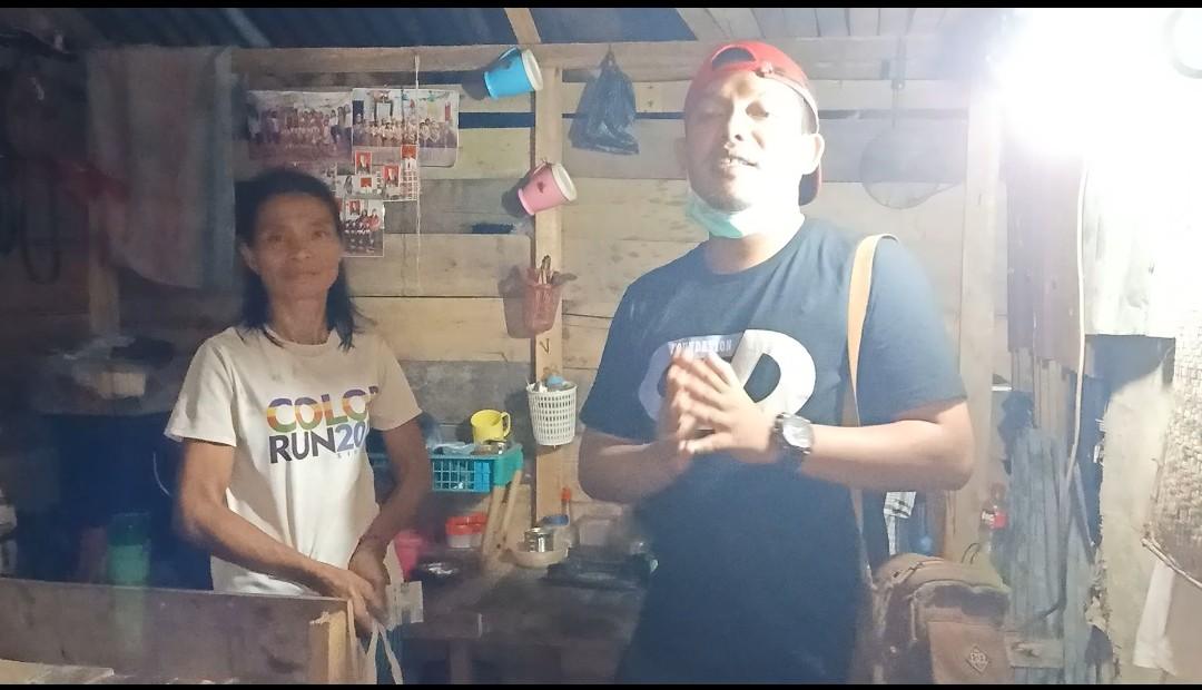 Cerita Ibu Sumi, Berjuang Menyekolahkan Anaknya dengan Penuh Keterbatasan