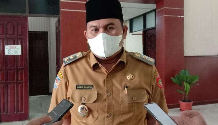 Wabup Kobar: Stok Vaksin Terbatas, Petugas di Lapangan Harus Bijak