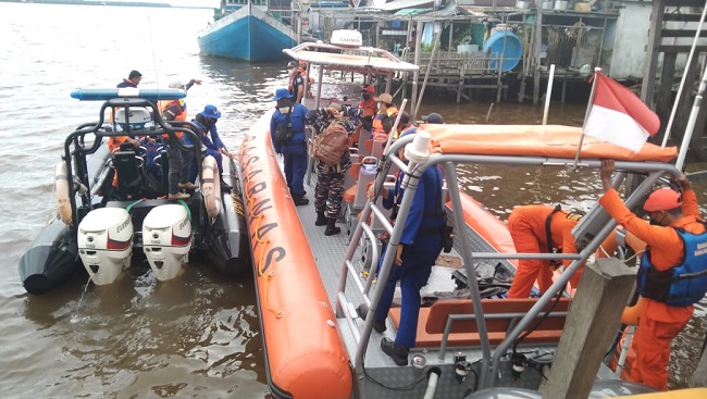 Masih Nihil, Tim SAR Gabungan Terus Mencari Korban Tenggelam di Perairan Kumai