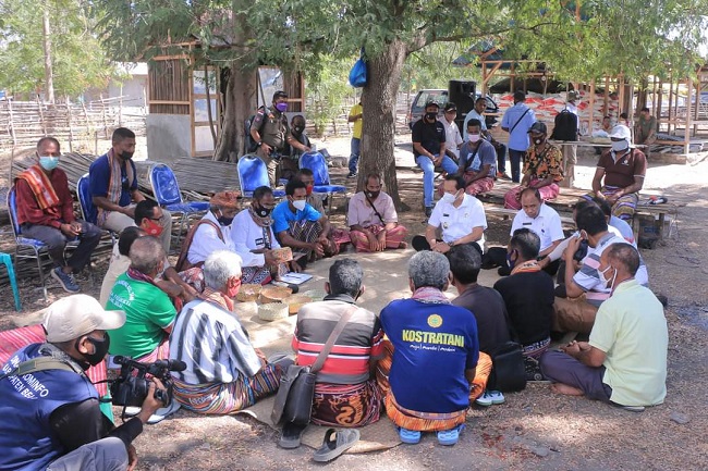 Bupati Belu Ikut Serta Melakukan Ritual Adat di Lahan Food Estate