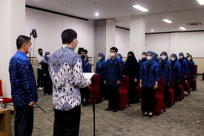 28 Lulusan FIK UMPR Ikuti Gelaran Sumpah dan Janji Profesi