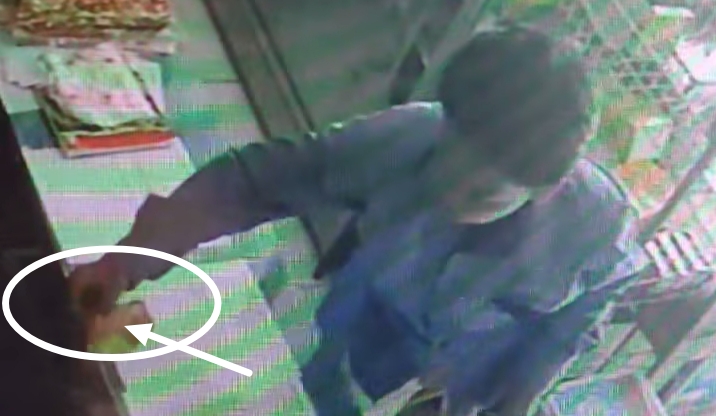 Ditinggal Pemilik Toko ke Toilet, Pria ini Nekat Curi Uang dari Laci