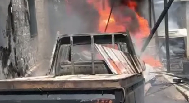 Mobil Pelangsir BBM Terbakar di Kumai, Satu Orang Jadi Korban