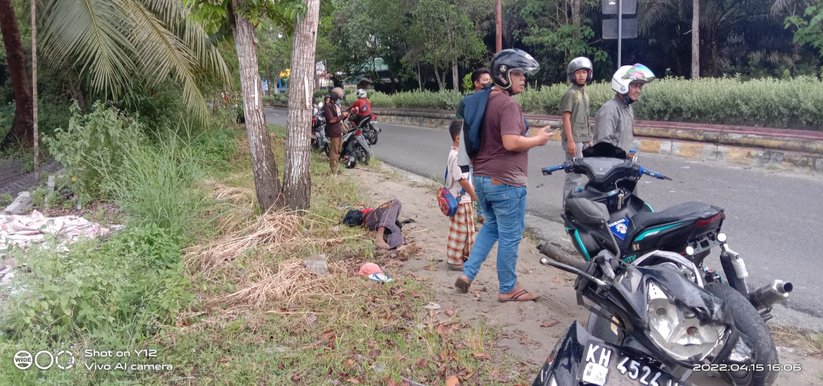 Apes, Dua Kakek di Pasir Panjang ini Alami Laka Tunggal Hingga Terluka Parah