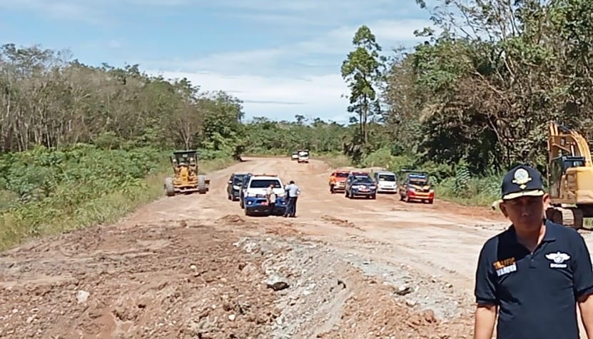 Siapa yang Bertanggung Jawab atas Rusaknya Infrastruktur Jalan di Kobar?