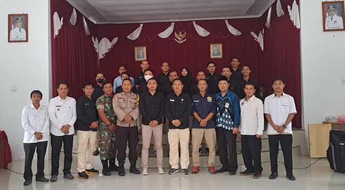 Camat Sukamara Kukuhkan dan Lantik Pengurus Karang Taruna Kecamatan