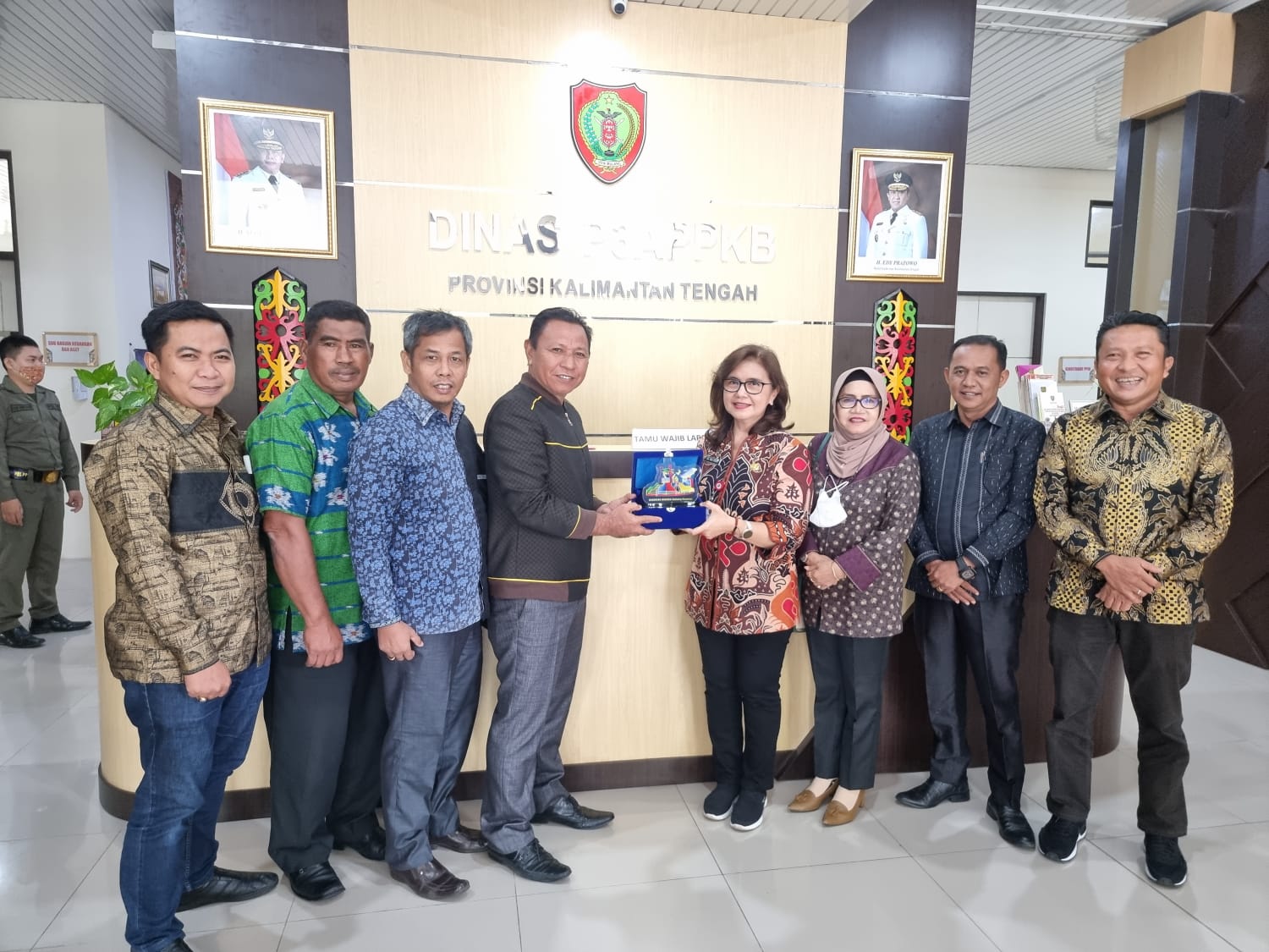 Kepala Dinas P3APPKB Provinsi Kalteng Terima Kunker Anggota DPRD Kotim