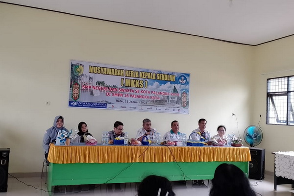 Di Acara MKKS, Kadis Pendidikan Apresiasi Kepala SMP se Kota Palangka Raya