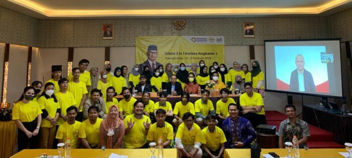 Dukung Industri Pengolahan Kopi, Mukhtarudin Gelar Diklat Barista di Palangka Raya