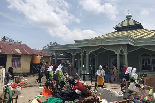 Ajaib, Masjid ini Lolos dari Jilatan Api