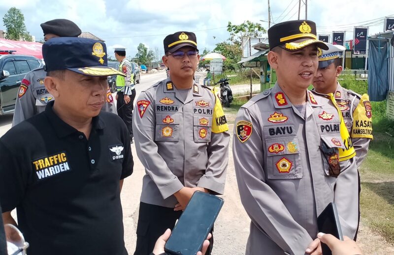Amankan Jalur Mudik, Kapolres Kobar Pantau Lalu Lintas Jalan Pangkalan Bun – Kolam