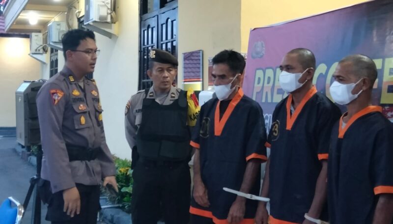 Polres Kobar Amankan Lima Warga yang Curi Buah Sawit Perusahaan