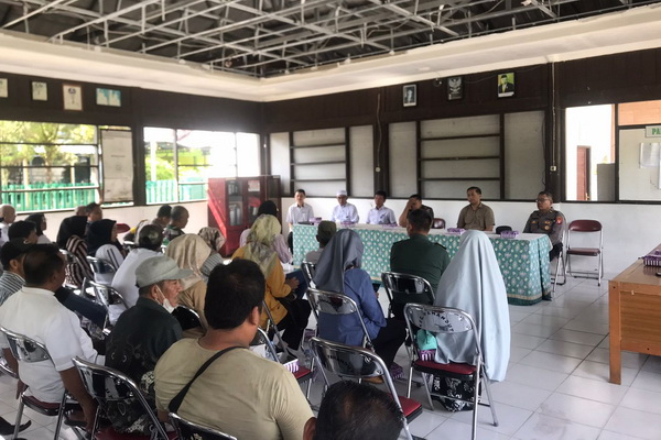 Gelar Ramah Tamah, Lurah Pahandut Dengar Aspirasi Warga