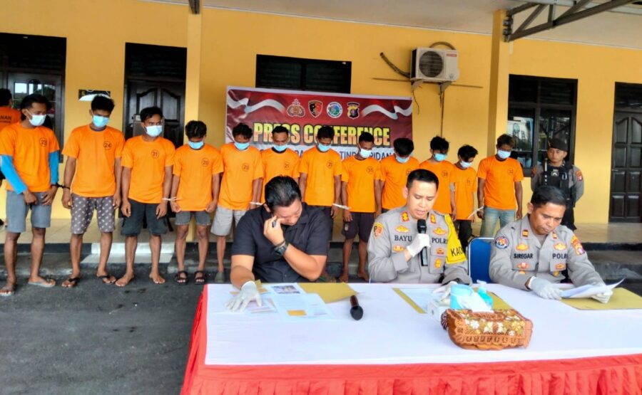 Polres Kobar Tangkap 12 Tersangka Pencurian Sawit Milik PT BJAP 2