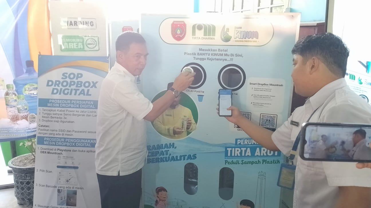 Perumda Air Minum Tirta Arut Kobar Luncurkan Bank Sampah Digital