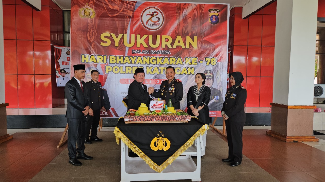 Peringati HUT Bhayangkara Ke 78, Pj Bupati Katingan Apresiasi Kinerja Polri