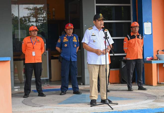 Pemkab Kobar Tingkatkan Sarpras BPBD dan Damkar, Pj Bupati Sampaikan Pesan Inspiratif