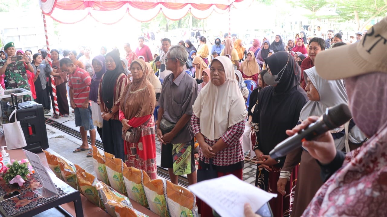 Pasar murah di Tangkiling bantu warga atasi lonjakan harga beras jelang Idul Fitri