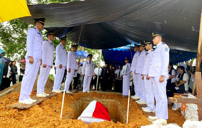 Mantan Wakil Bupati Ompie Herby Wafat, Dewan Sampaikan Duka