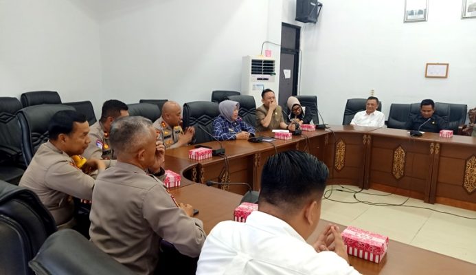 Kapolres dan DPRD Barito Utara Gelar Silaturahmi Hingga Bahas Isu Nasional