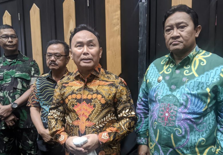 Gubernur Sugianto Larang Angkutan Berat Melintas di Ruas Jalan Bukit Liti-Bawan-Kuala Kurun