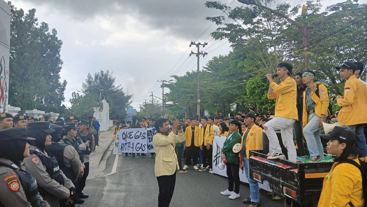 Mahasiswa se-Kota Palangka Raya Demo ‘Indonesia Gelap’, Tolak Efisiensi Anggaran Pendidikan