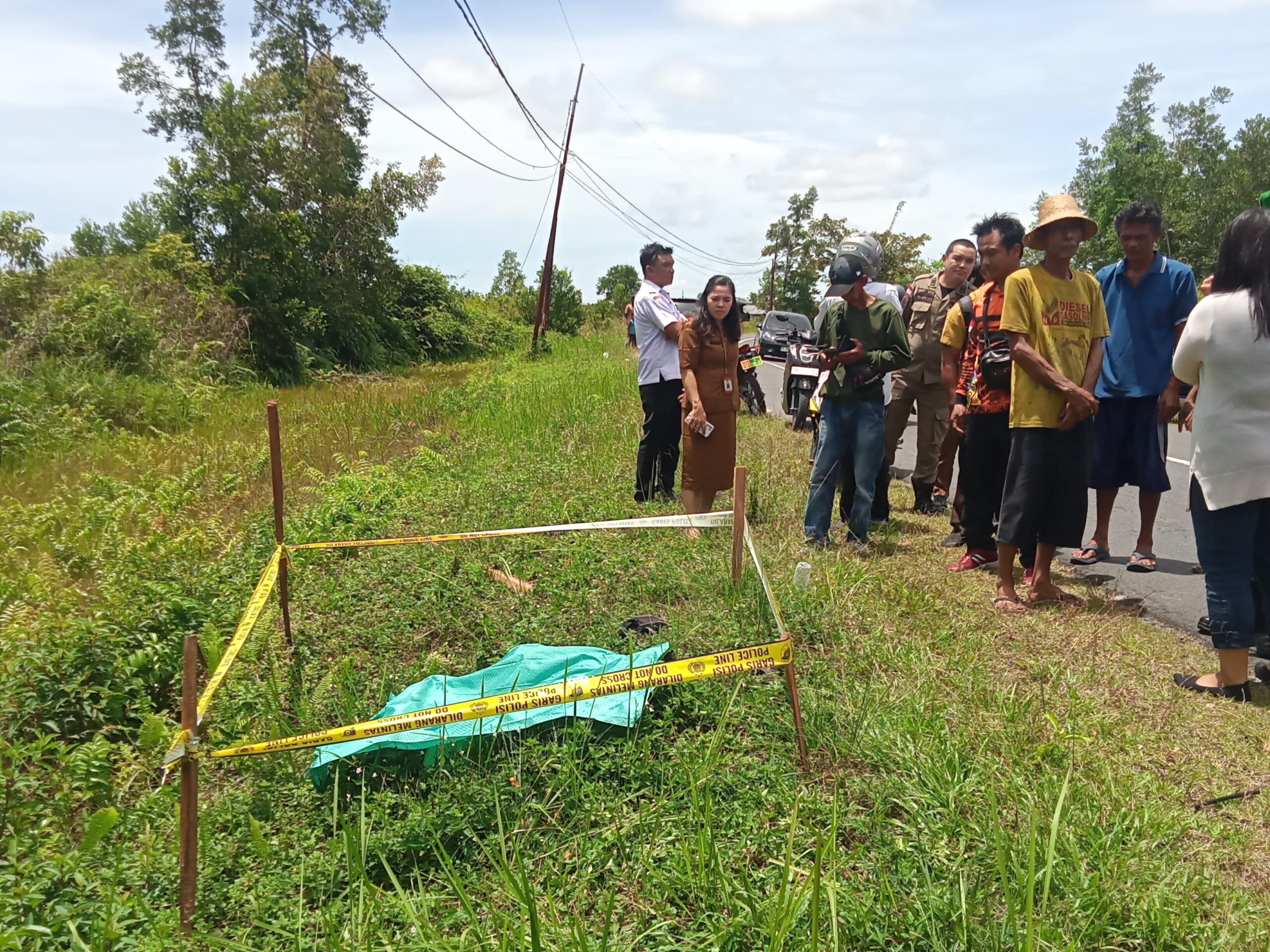 Mayat Pria Ditemukan di Pinggir Jalan Panjaitan Kasongan, Diduga Kena Serangan Jantung