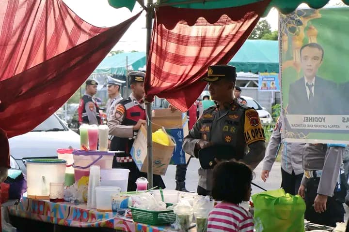 Pantau Pasar Ramadan, Kapolres Katingan Pastikan Keamanan dan Ketertiban Tetap Terjaga