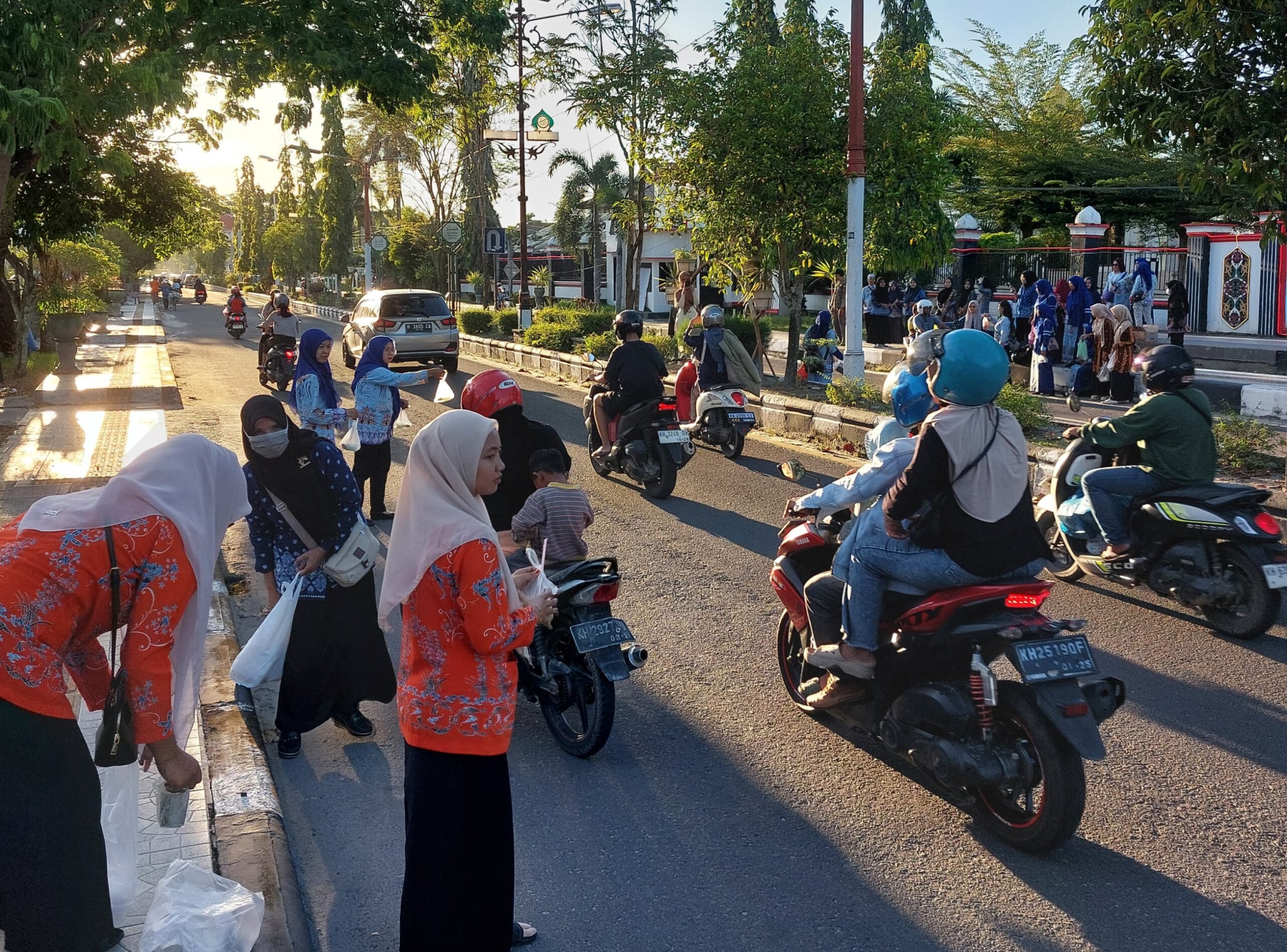 Pererat Silaturahmi Antar Pengurus, Himpaudi Kotim Bagikan 300 Takjil Ramadhan