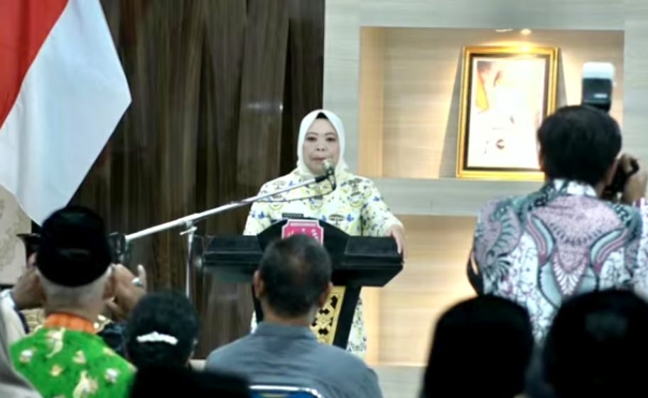 Bupati Kobar Tekankan Semangat Pelayanan Publik Unggul kepada 110 ASN Baru