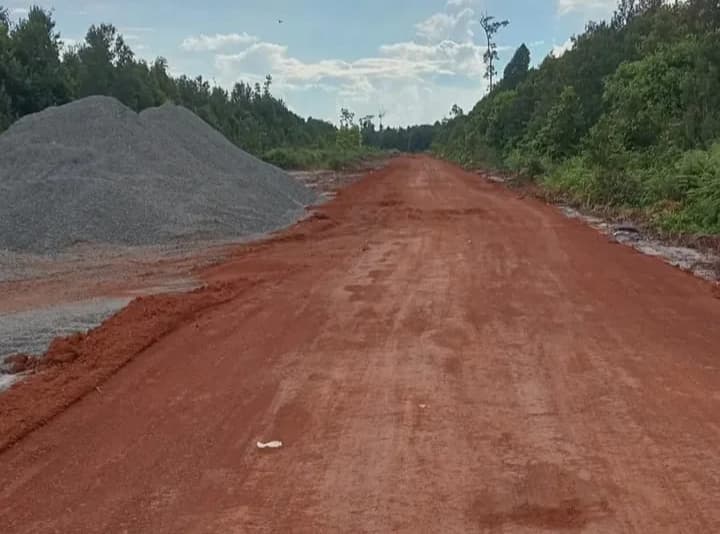 Usai Dinanti Bertahun-tahun, Pembangunan Jalan Kereng Pakahi-Kampung Melayu Dimulai
