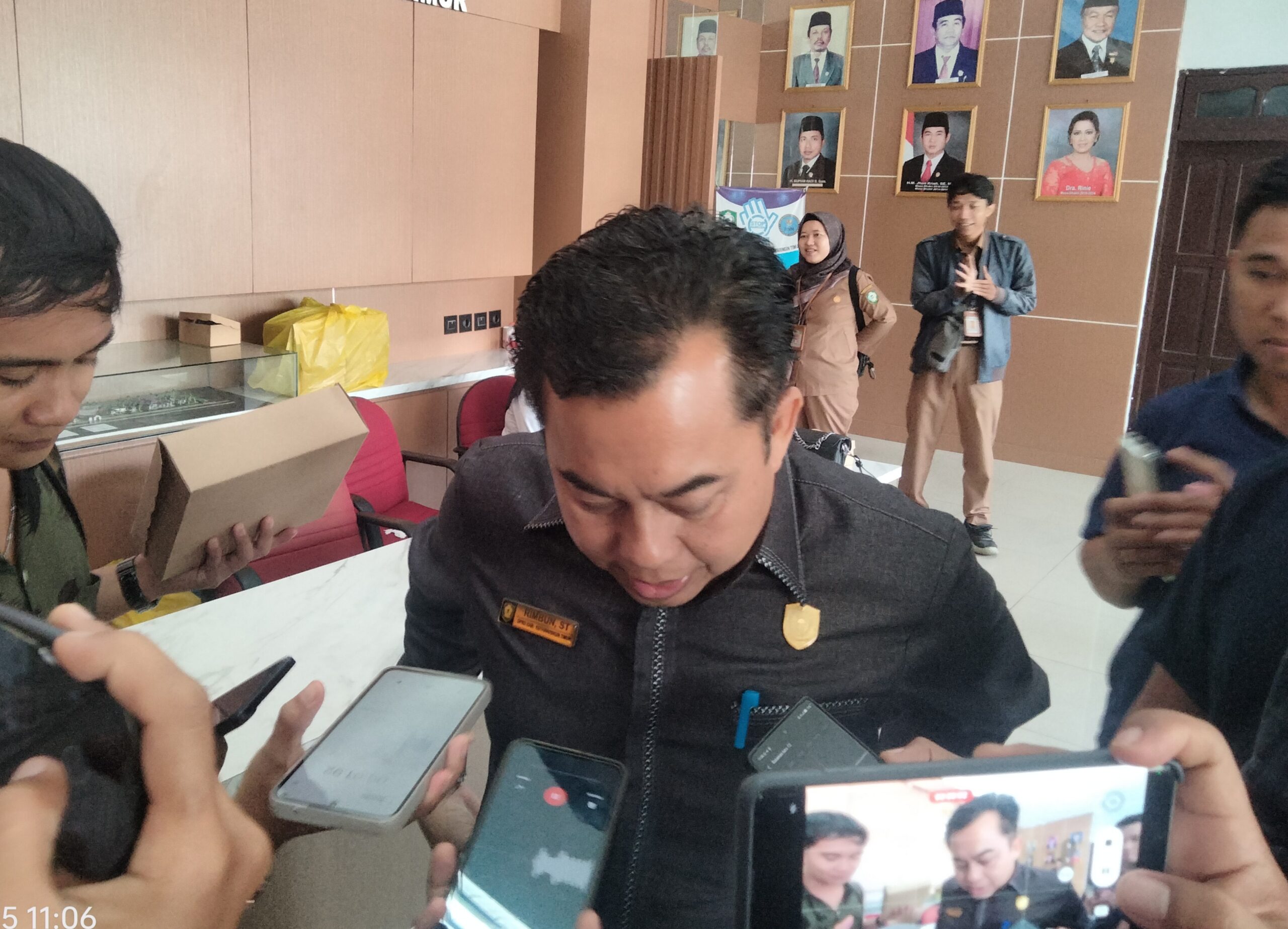 DPRD Kotim Minta Pemkab Tegas Terkait Permasalahan Proyek Pasar Mangkikit yang Terbengkalai 