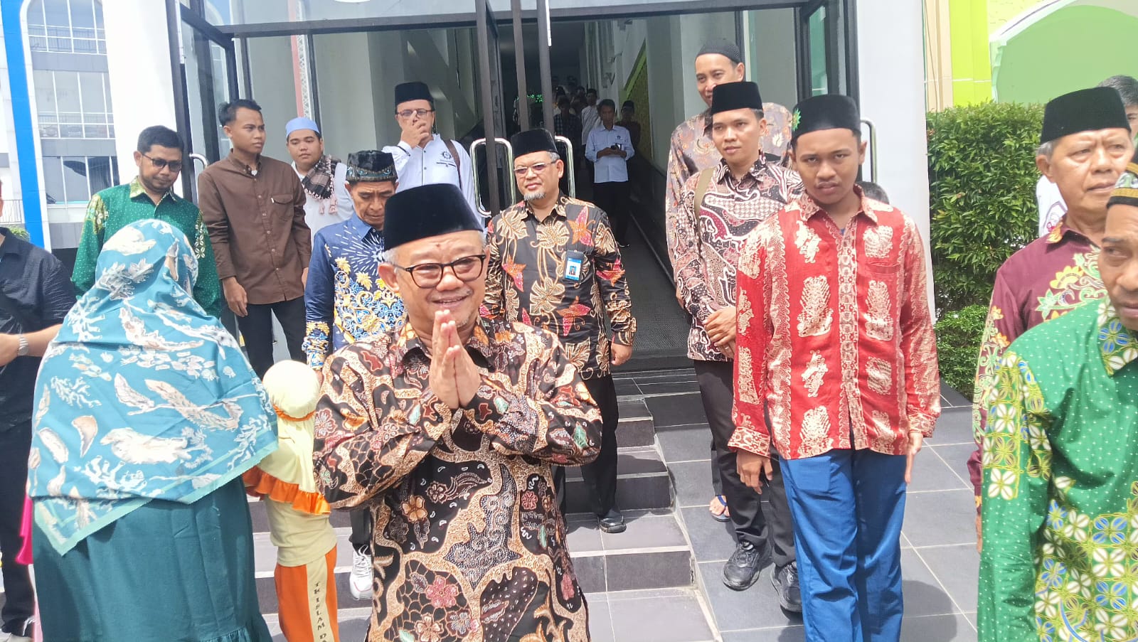 Terkesan dengan Upaya Kalteng Genjot Pendidikan Digital, Mendikdasmen: Sudah Selangkah di Depan