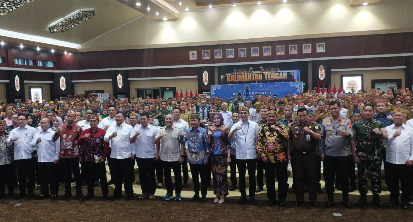 Kumpulkan Kades dan Lurah se-Kalteng, Gubernur Dorong Percepatan Pembentukan Koperasi Merah Putih