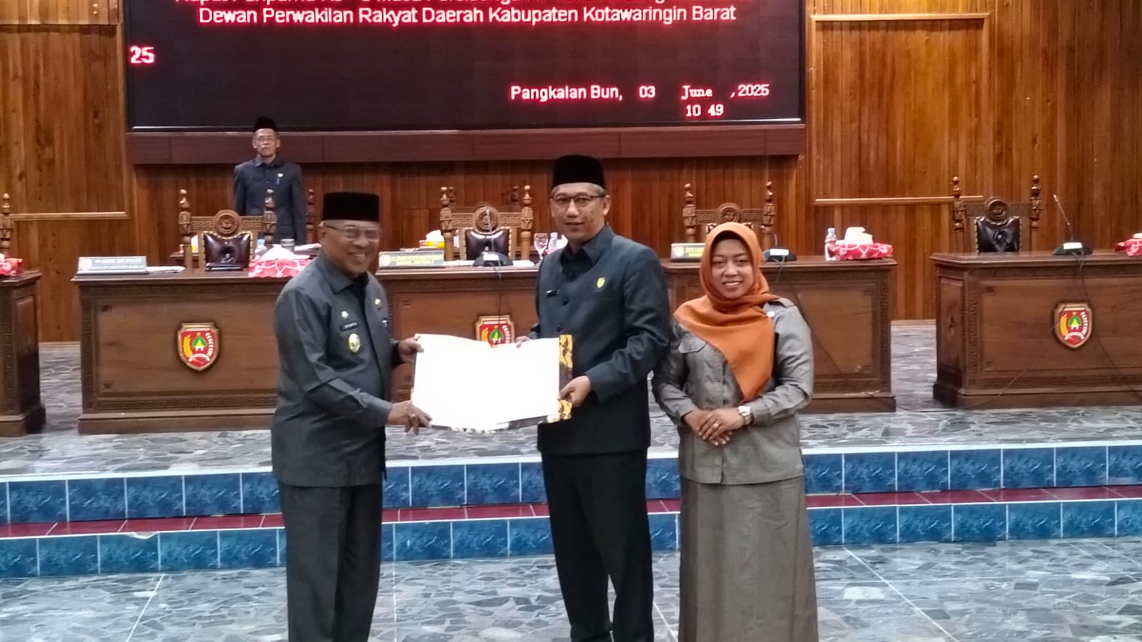 Pemkab Kobar dan DPRD Sepakati Satu Raperda, Tunda Satu Lainnya untuk Penyempurnaan