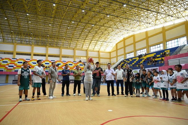 Perbasi Tournament 2025 Resmi Dibuka, Bupati Kobar Dorong Semangat Sportivitas dan Pembinaan Atlet Muda