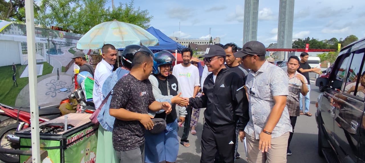 Gubernur Pantau Langsung Persiapan Huma Betang Night di Bundaran Besar