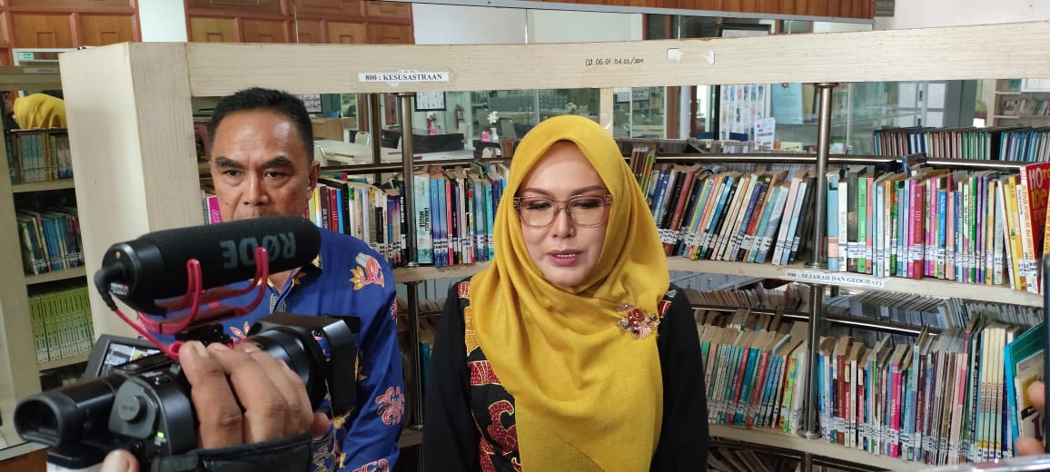 Kalteng Perkenalkan Budaya Dayak ke Delegasi Turki Lewat Buku dan Cinderamata