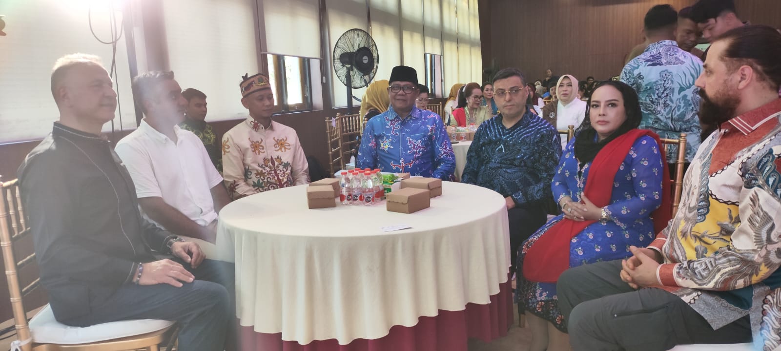 Hari Orangtua Sedunia, Kaukus Perempuan DPRD Kalteng Dorong Perempuan Berani Bermimpi