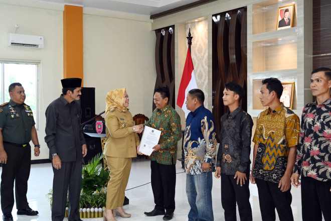 Pemkab Kobar Genjot Kemandirian Ekonomi Desa, 80 Koperasi Merah Putih Telah Resmi Berbadan Hukum