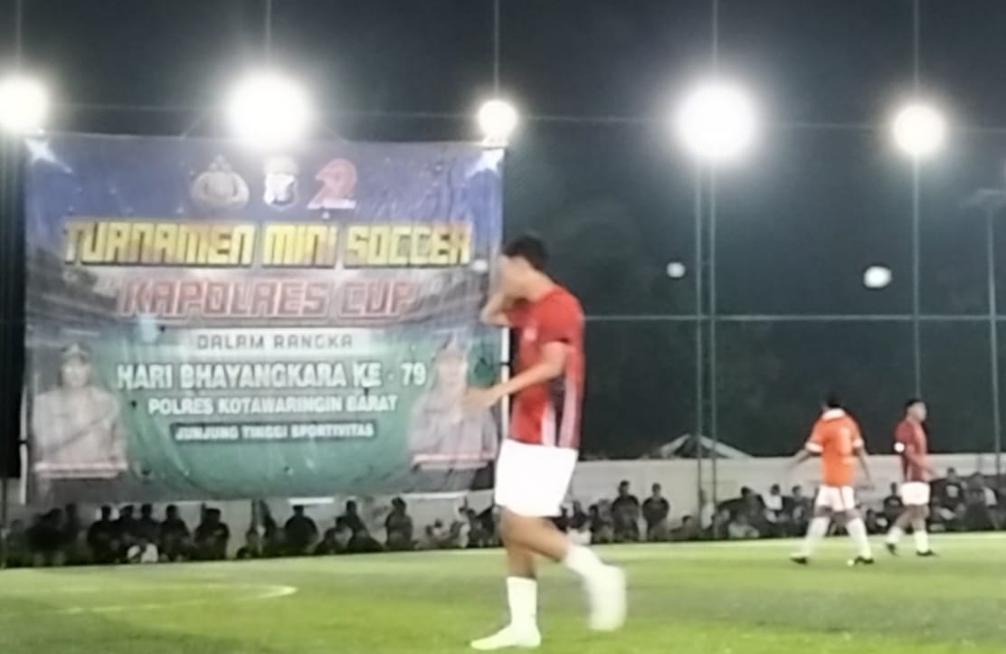 Ribuan Penonton Padati Turnamen Mini Soccer Kapolres Kobar Cup ke-79, Empat Tim Lolos Semifinal