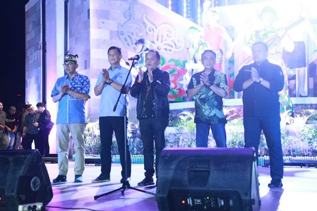 Huma Betang Night, Komitmen Gubernur Kalteng Lestarikan Budaya dan Dorong UMKM