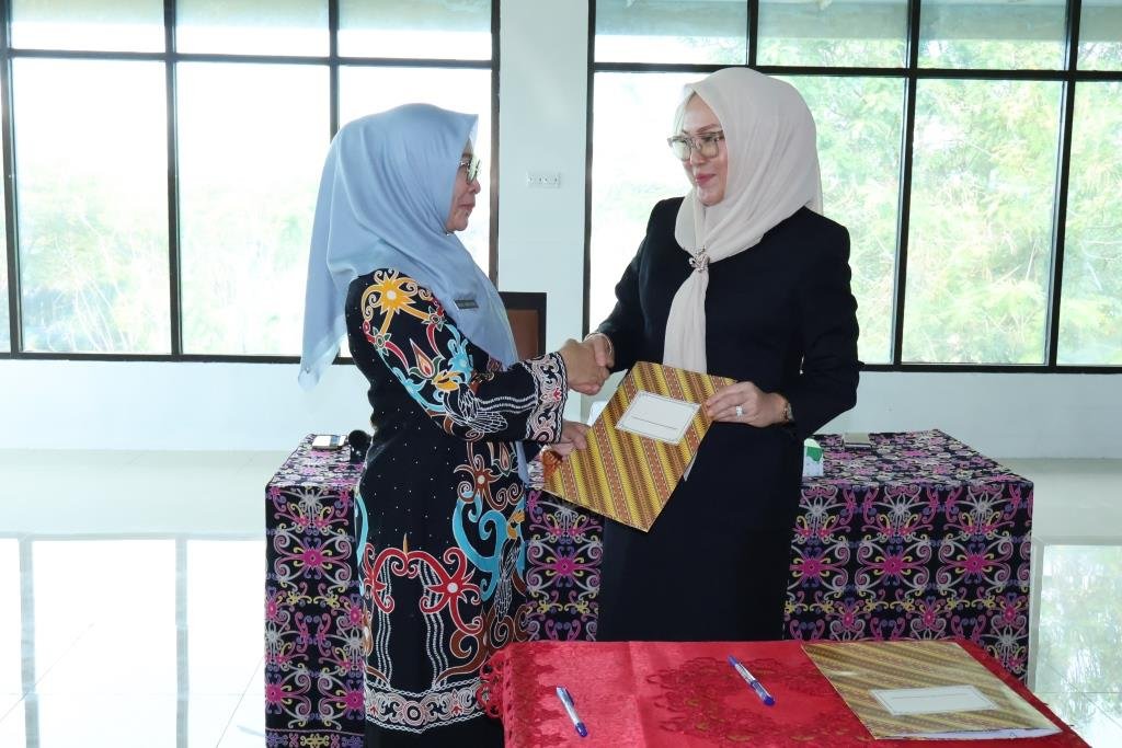 Resmi Dilantik, Adiah Lanjutkan Misi Literasi dan Kearsipan