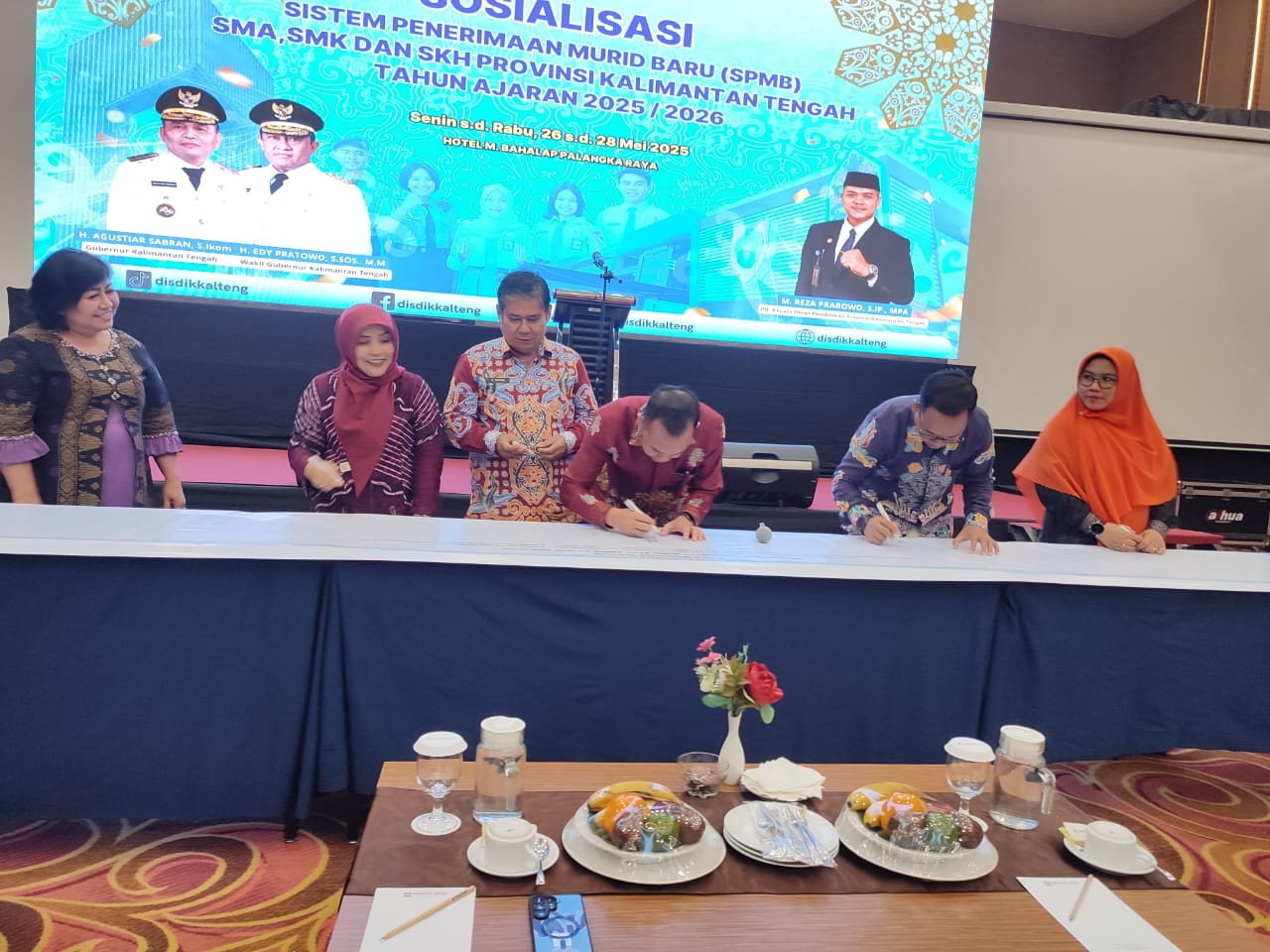 Sekolah di Kalteng Tandatangani Pakta Integritas Demi Seleksi SPMB Bersih