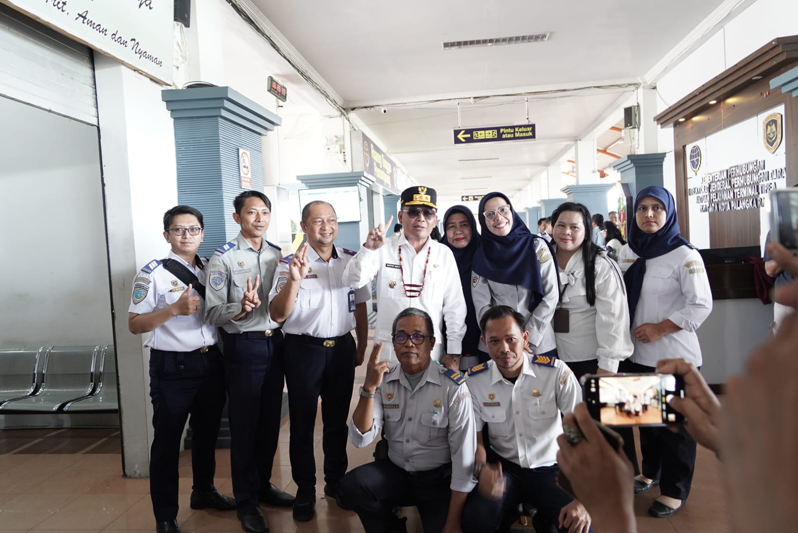 Gubernur Kalteng Tinjau Terminal W.A Gara, Soroti Truk Overload dan Pelanggaran Uji KIR