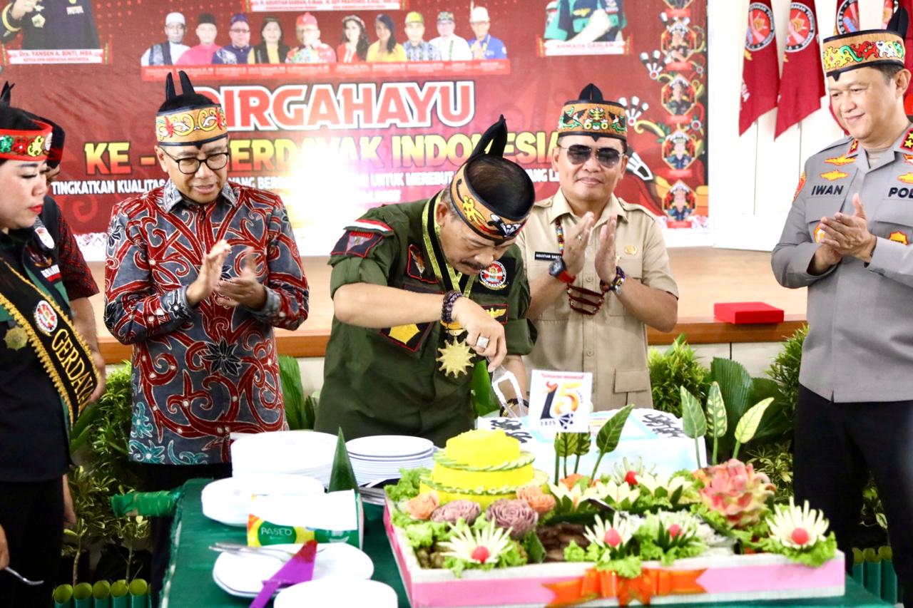 Hadiri HUT ke-15 GERDAYAK, Gubernur Kalteng Dorong Penguatan SDM Dayak untuk Masa Depan
