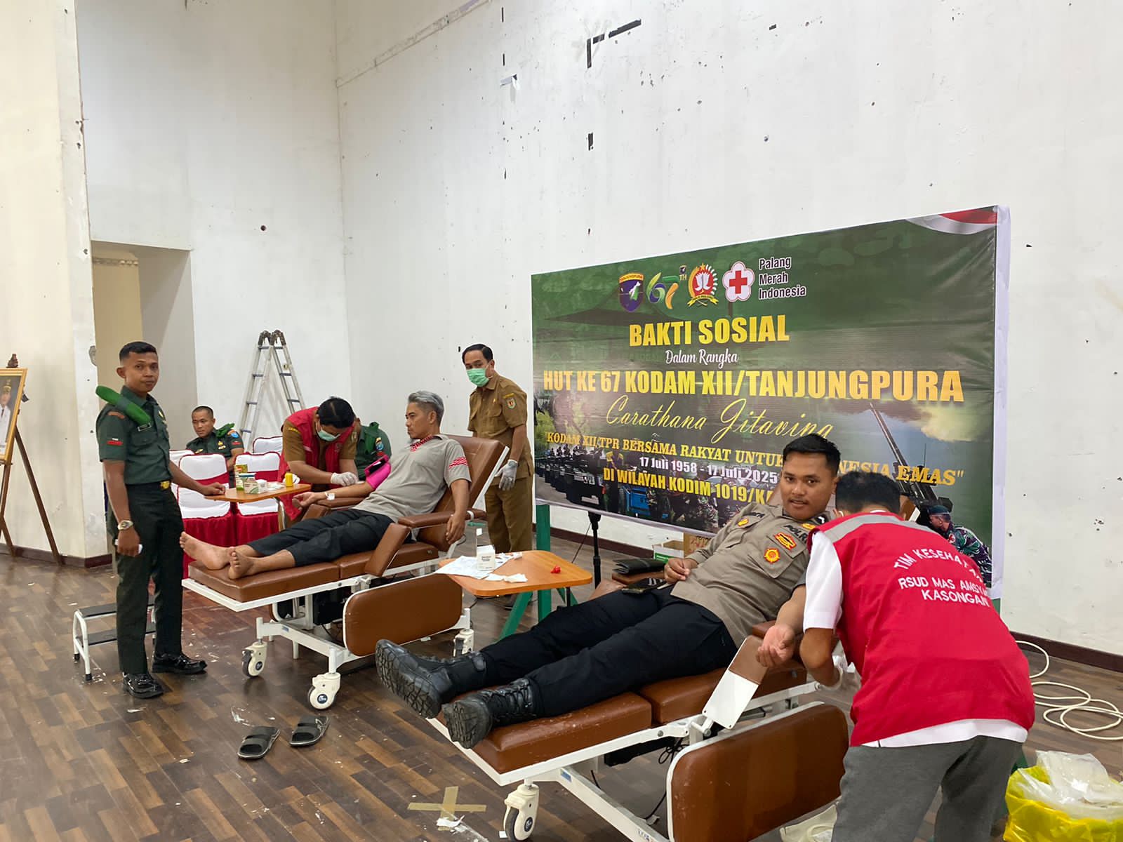 TNI Gelar Donor Darah Serentak di Katingan